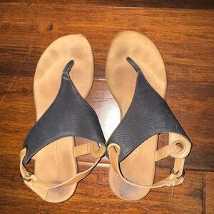 AEROSOLES Black and Tan Women's Sandals